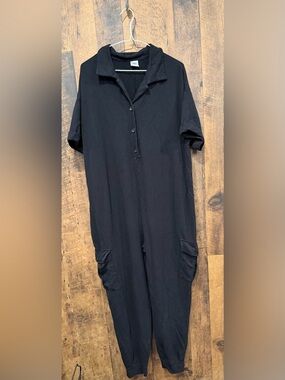 Smash + Tess black cargo style romper XL EUC